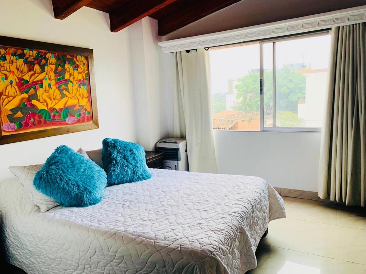 Hotel Lleras Premium #1 Medellín Esterno foto